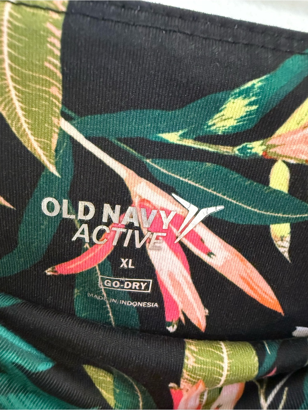 EUC Old Navy Biker Shorts Tropical Print Size XL - Picture 4 of 6